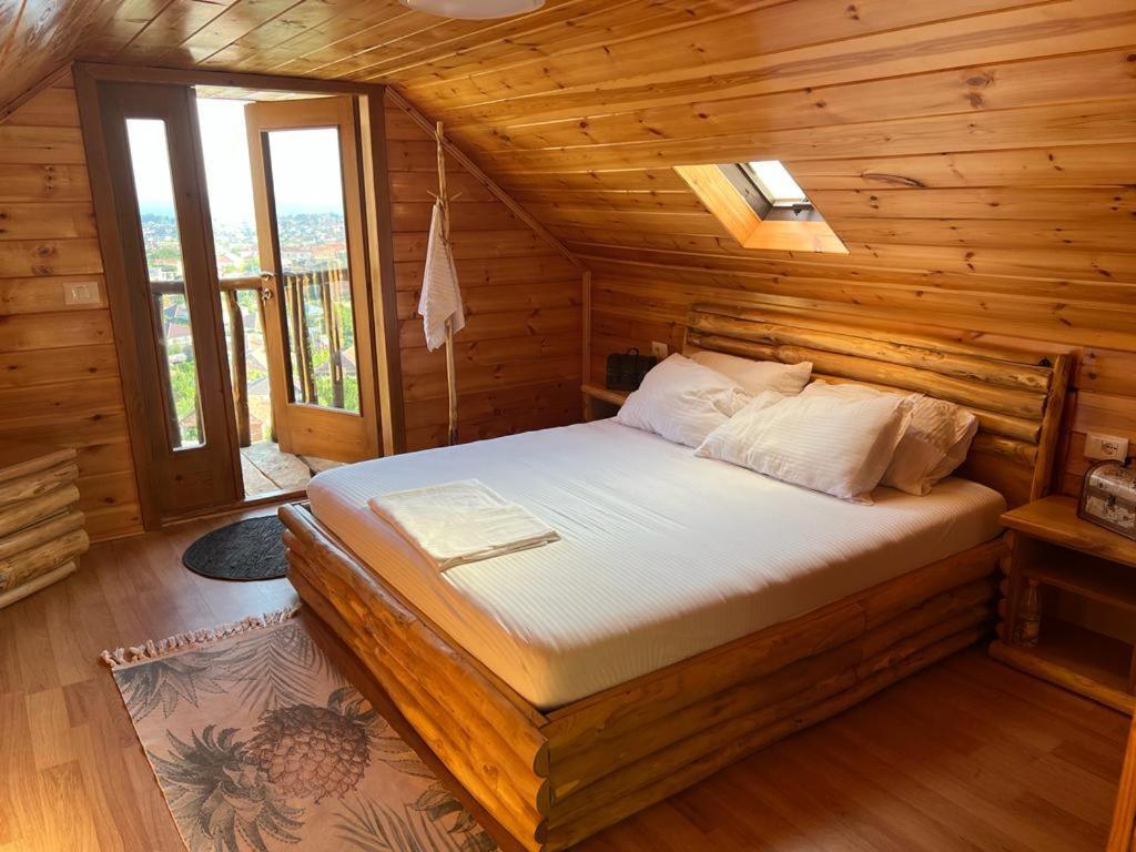 Bauernhof Guesthouse Pogradec *